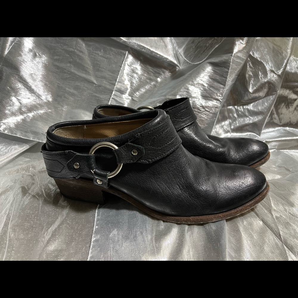 Frye Harness Mule Black Leather Clog Low Boots Moto 10